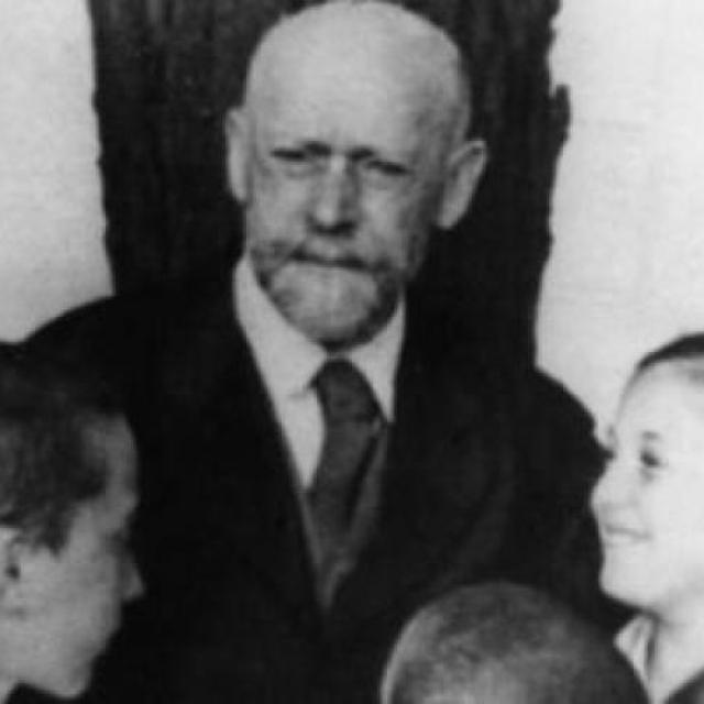 J. Korczak