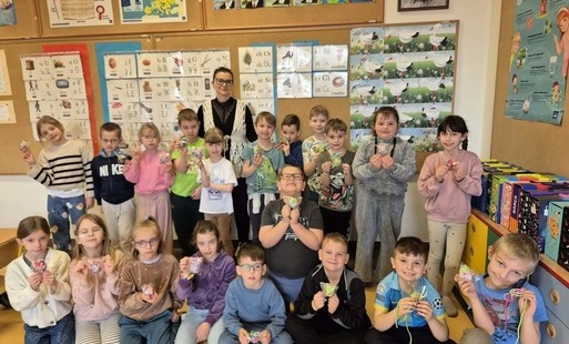 WIELKANOCNA MACRAMA W EDUKACJI WCZESNOSZKOLNEJ