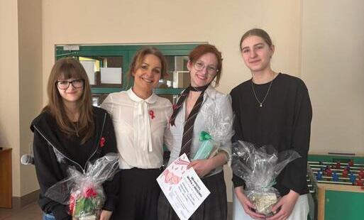 HIV  TO NIE WYROK- ŚWIADOMI I SOLIDARNI  